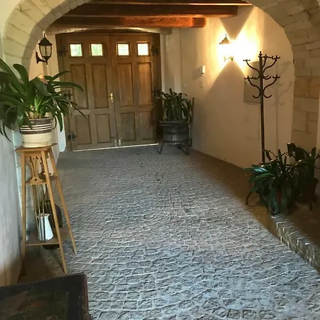 Budyne Budyne nad Ohri